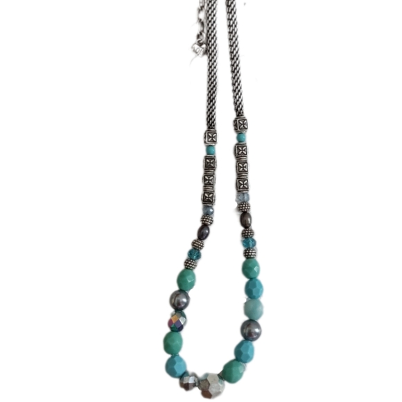 Brighton Soho Howlite Beaded Short Necklace  Like New - Picture 11 of 13